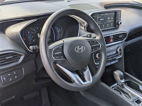 Used 2019 Hyundai Santa Fe SEL image 14