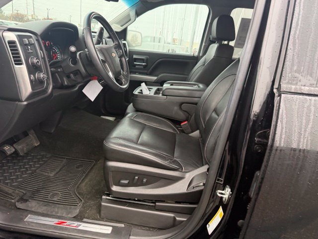 Used 2018 Chevrolet Silverado 1500 LT w/ All Star Edition AWD/4WD image 2