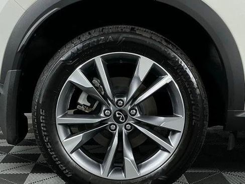 Certified 2024 INFINITI QX60 Luxe image 8