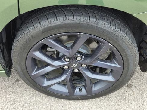 Used 2020 Dodge Charger SXT w/ Blacktop Package RWD image 31