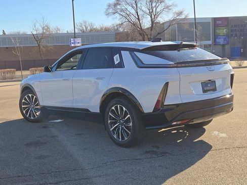 New 2026 Cadillac Lyriq Premium Sport image 15