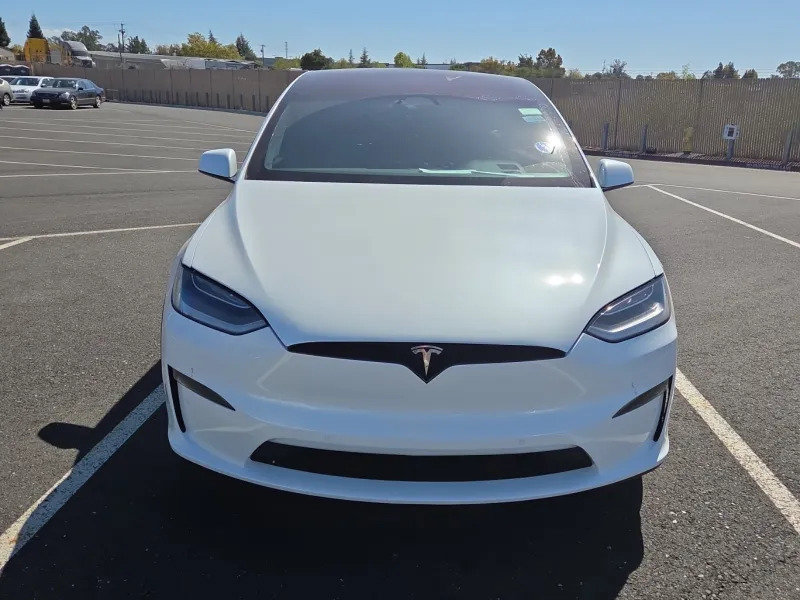 Used 2022 Tesla Model X AWD/4WD image 2
