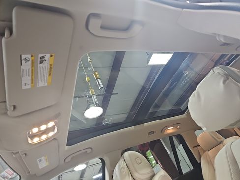 New 2026 Mercedes-Benz GLS 450 4MATIC image 32