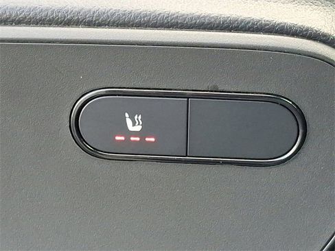 Used 2025 Mercedes-Benz Sprinter 2500 image 25