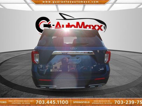 Used 2020 Ford Explorer XLT w/ Equipment Group 202A image 6