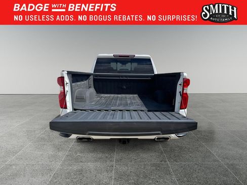 Used 2023 Chevrolet Silverado 1500 RST w/ Convenience Package II AWD/4WD image 9