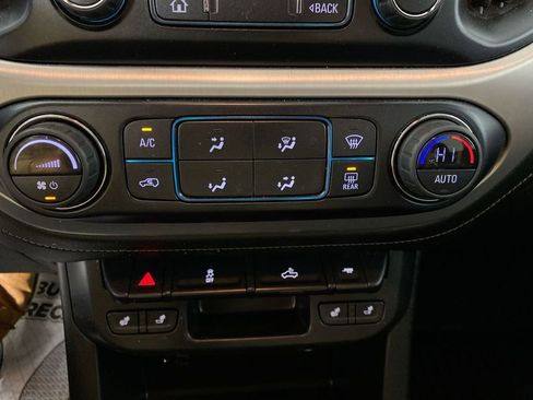 Used 2022 GMC Canyon Elevation w/ Elevation Premium Package image 18