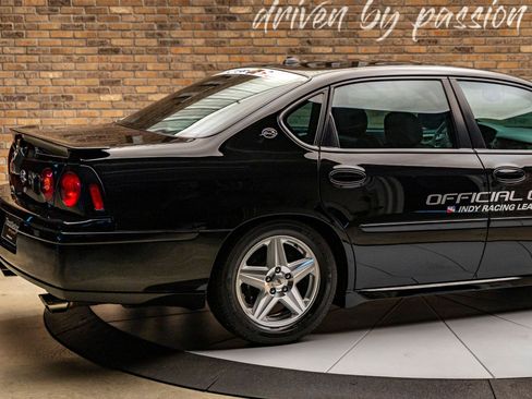 Used 2004 Chevrolet Impala SS image 11