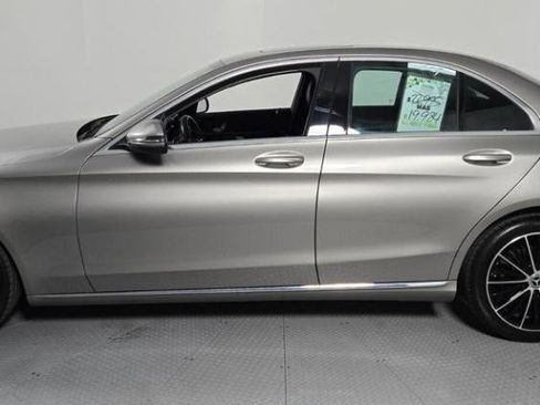 Used 2019 Mercedes-Benz C 300 Sedan image 2