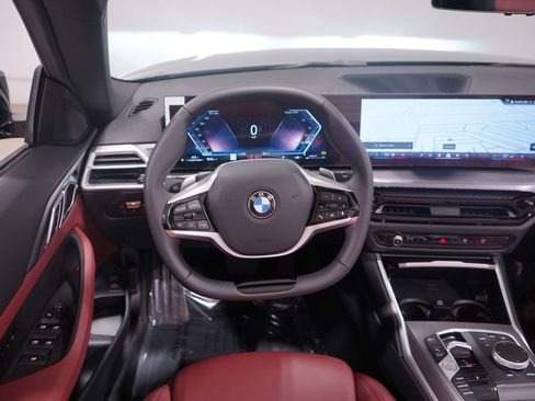 Used 2025 BMW 430i Convertible w/ Convenience Package image 14