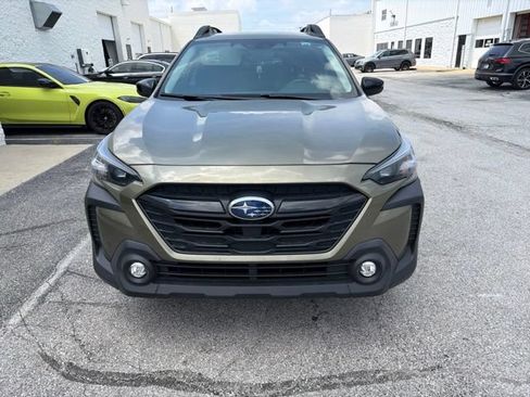 Used 2025 Subaru Outback Onyx Edition AWD/4WD image 3
