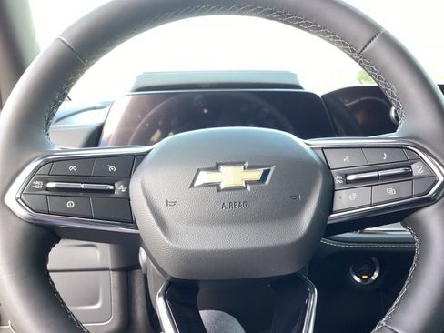 New 2026 Chevrolet Suburban Premier AWD/4WD image 11