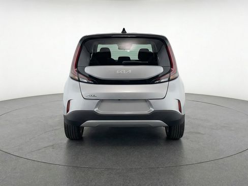 Used 2025 Kia Soul LX w/ LX Technology Package image 7