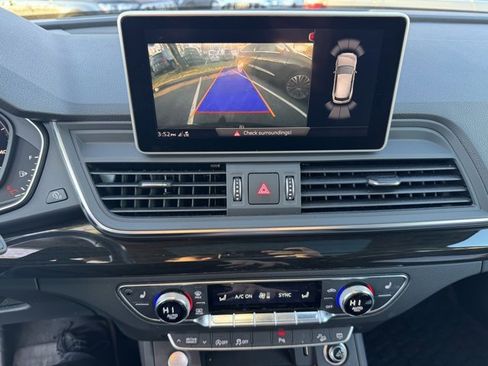 Used 2020 Audi Q5 2.0T Premium Plus w/ Premium Plus Package image 18