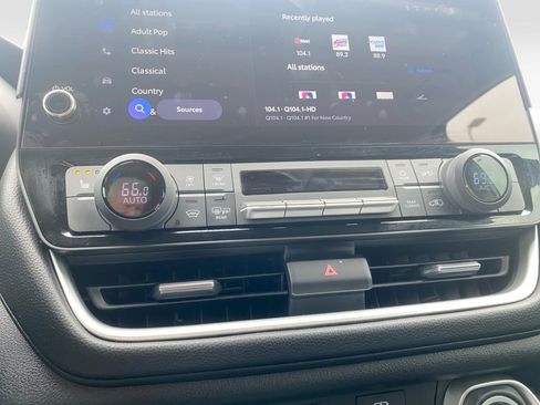 Used 2024 Toyota Grand Highlander XLE image 17