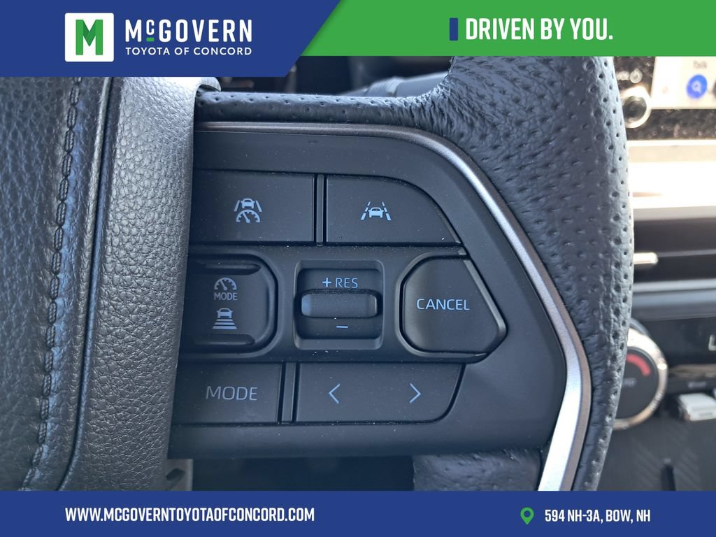 Used 2025 Toyota Tacoma TRD Off-Road AWD/4WD image 21
