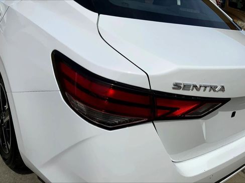 Used 2025 Nissan Sentra SV FWD image 28