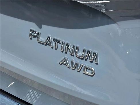Used 2023 Nissan Rogue Platinum w/ Platinum Premium Package AWD/4WD image 13