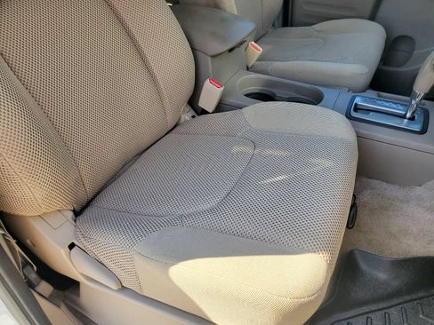 Used 2016 Nissan Frontier SV w/ SV Value Truck Package RWD image 37