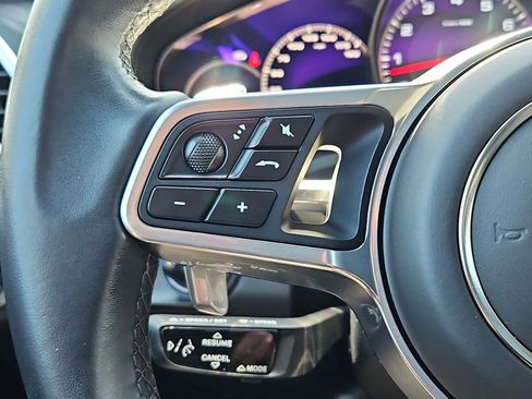 Certified 2023 Porsche Cayenne S AWD/4WD image 20