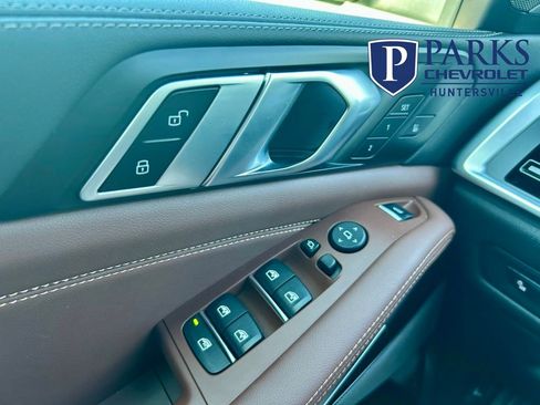 Used 2025 BMW X5 xDrive40i image 27