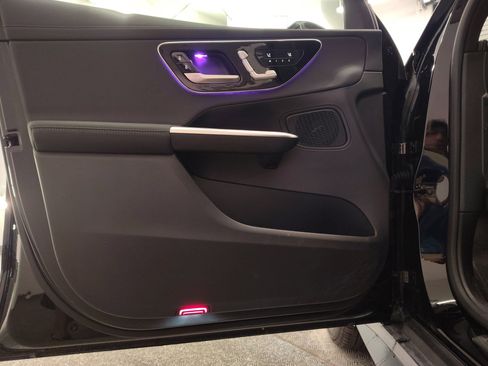 Certified 2026 Mercedes-Benz GLC 300 image 13