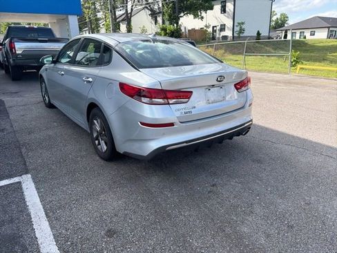 Used 2020 Kia Optima LX FWD image 16