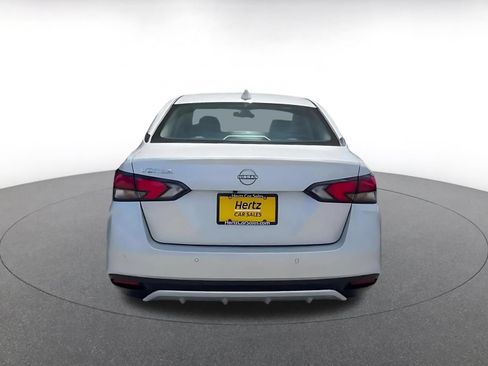 Used 2025 Nissan Versa SV FWD image 12