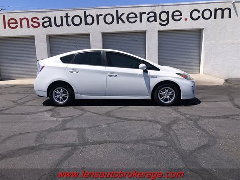 Used 2010 Toyota Prius FWD image 1