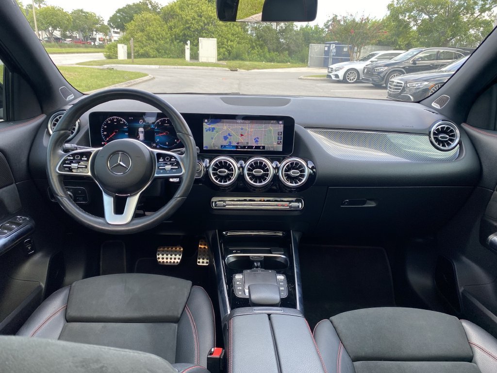 Certified 2021 Mercedes-Benz GLA 250 4MATIC w/ Premium Package image 2