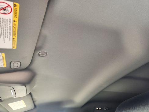 Used 2024 Ford F250 Lariat w/ Black Appearance Package image 18