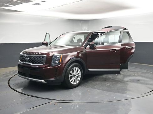 Used 2020 Kia Telluride LX FWD image 50