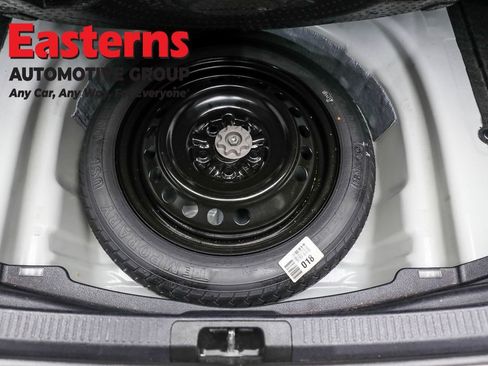 Used 2024 Toyota Camry SE w/ Cold Weather Package image 22