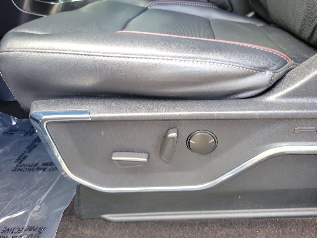 Used 2022 Ford F150 Lariat AWD/4WD image 14