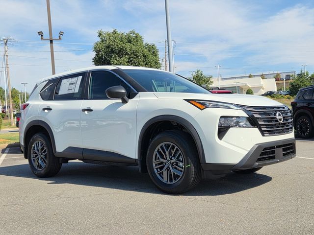 New 2026 Nissan Rogue S FWD image 4