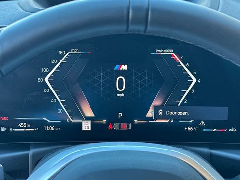 Used 2025 BMW 330i Sedan w/ M Sport Package image 29