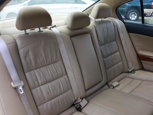 Used 2011 Honda Accord EX-L image 14