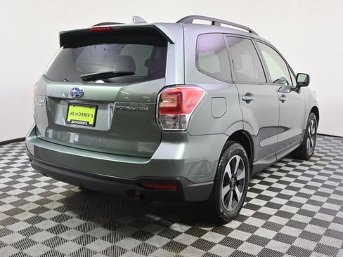 Used 2018 Subaru Forester 2.5i Premium AWD/4WD image 6