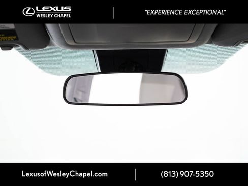 Used 2019 Toyota Highlander LE FWD image 34