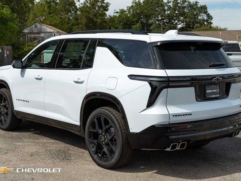 New 2026 Chevrolet Traverse RS image 9