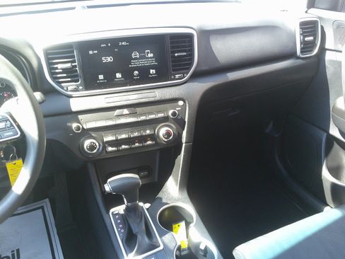 Used 2021 Kia Sportage LX AWD/4WD image 22