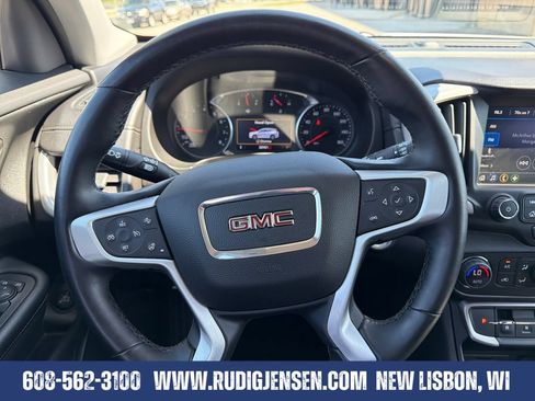 Used 2024 GMC Terrain SLT AWD/4WD image 14