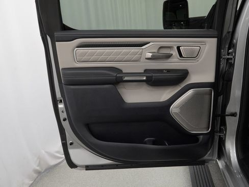 Used 2025 RAM 1500 Tungsten w/ Off Road Group AWD/4WD image 41
