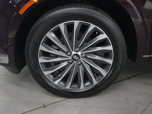 Used 2024 Hyundai Palisade Calligraphy image 25