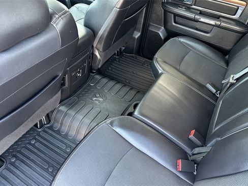 Used 2017 RAM 1500 Laramie w/ Convenience Group image 13