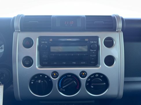 Used 2007 Toyota FJ Cruiser 2WD image 21