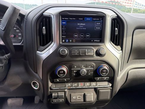Used 2021 Chevrolet Silverado 1500 RST w/ Z71 Off-Road Package AWD/4WD image 22