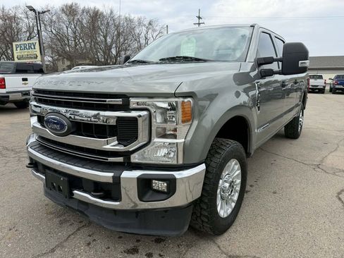 Used 2020 Ford F250 XLT image 4