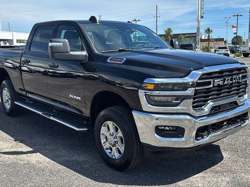 Used 2026 RAM 2500 Big Horn AWD/4WD image 8