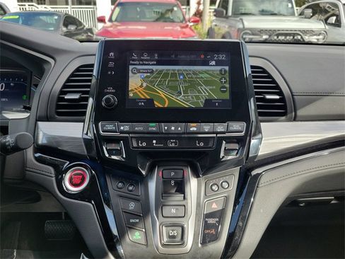 Used 2024 Honda Odyssey Elite image 21